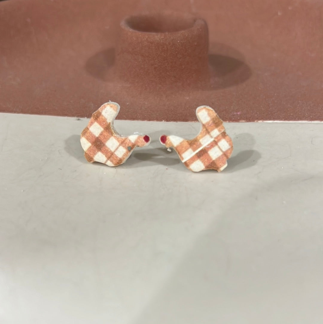 The yellow plaid chicken stud